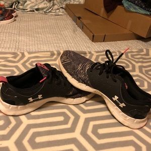 under armour tennis shoes